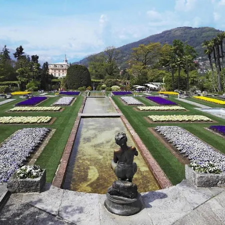 公寓 Claudine In Centro Di Verbania *