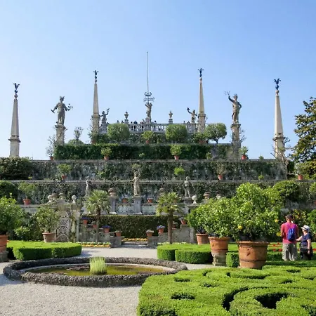 Claudine In Centro Di Verbania 公寓 *